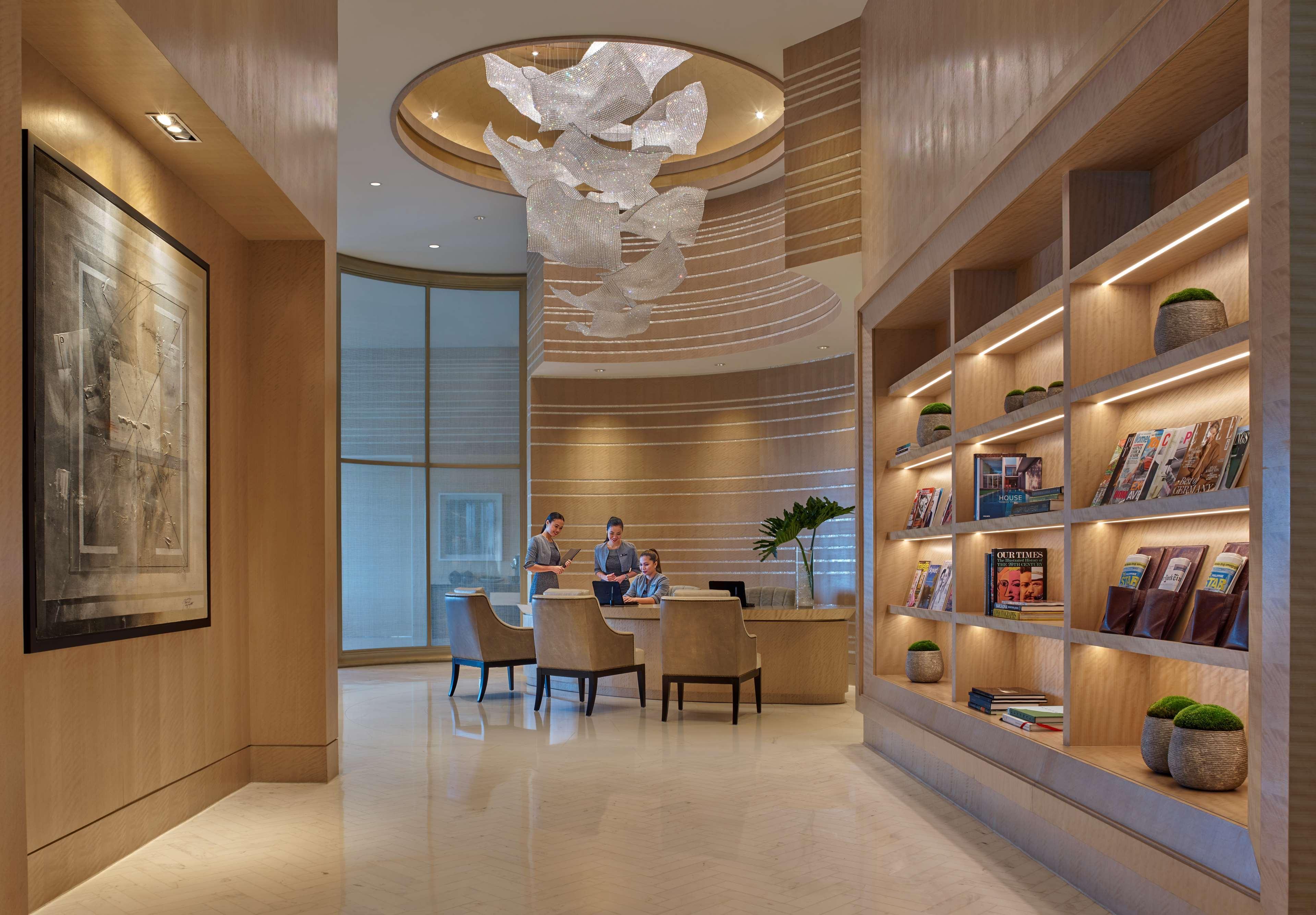 Shangri-la The Fort, Manila Hotel 5*