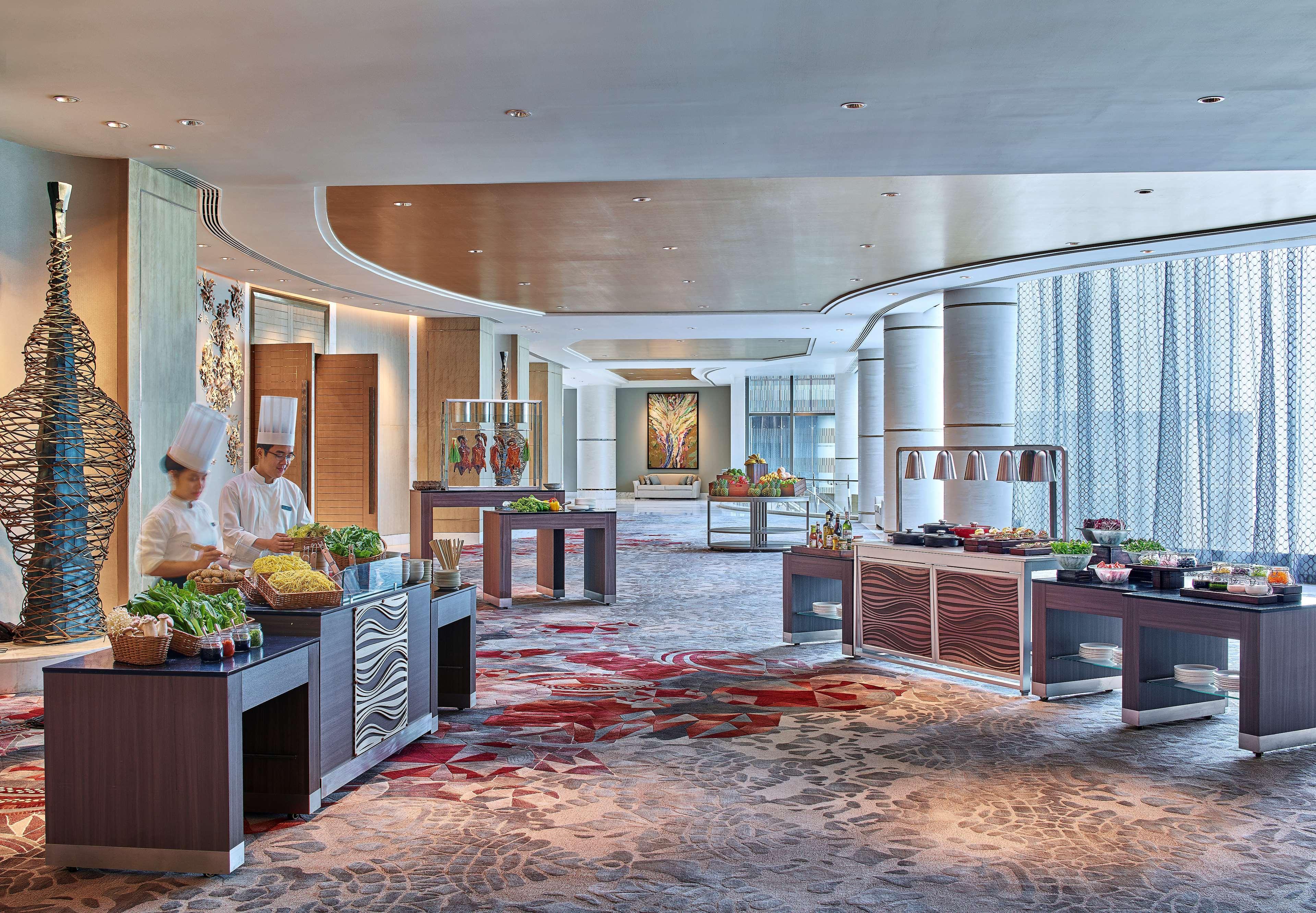 Shangri-la The Fort, Manila Hotel 5*