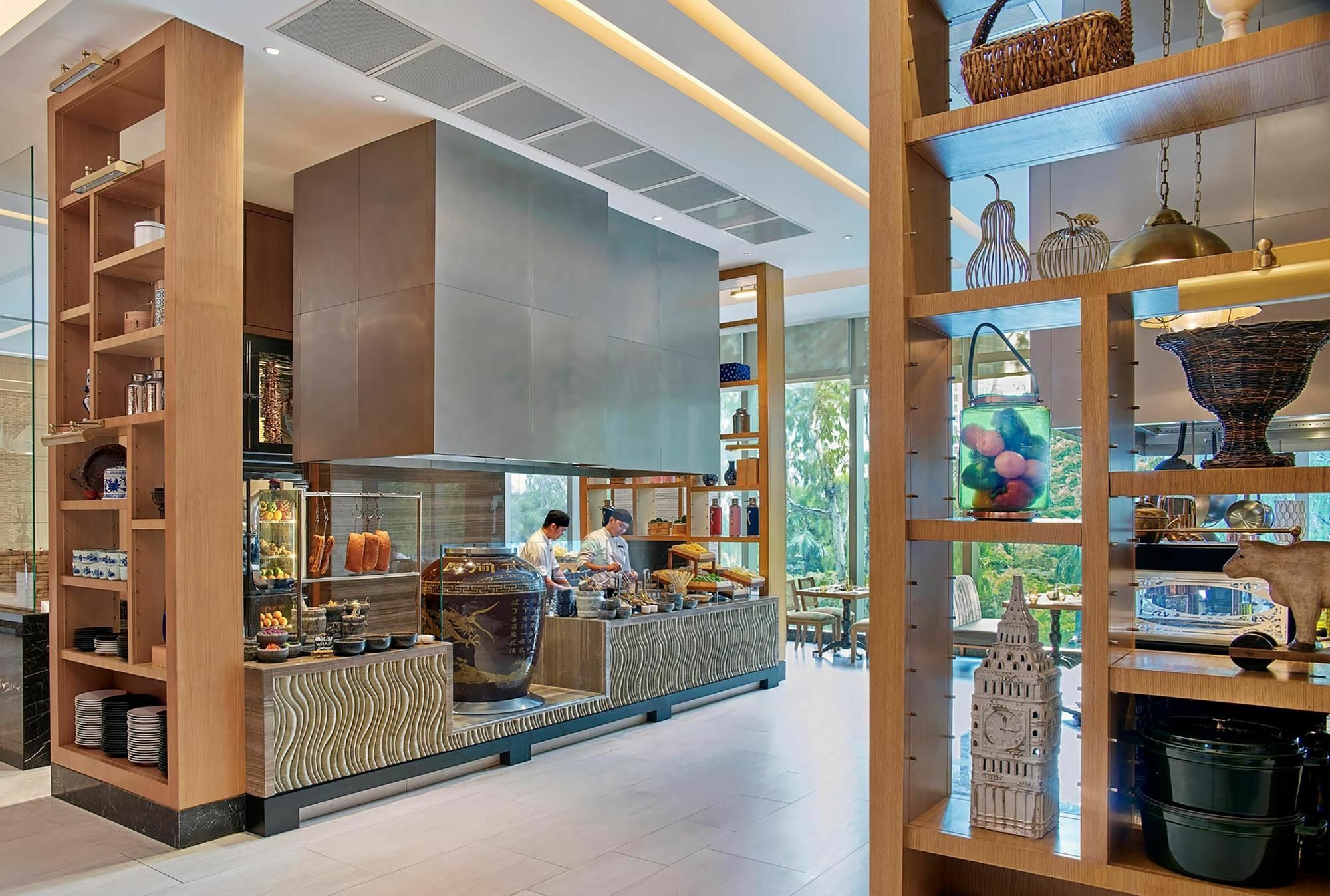 Hotel Shangri-la The Fort, Manila 5*